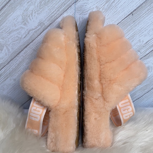 Ugg Fluff Yeah fuzzy slippers 7 - Picture 6 of 8